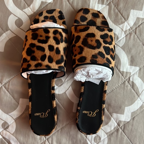 🎉J.Crew🎉Abbie Slide in leopard calf hair🎉🎉 - Picture 6 of 8